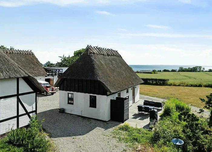別荘 Enjoy Nature In A Thatched Annex From 1860 Frørup